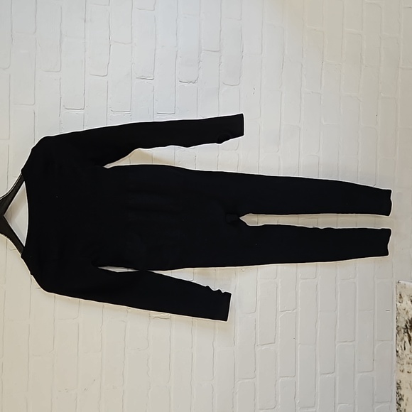 2/$10 Maternity, athletic onesie - Picture 3 of 8